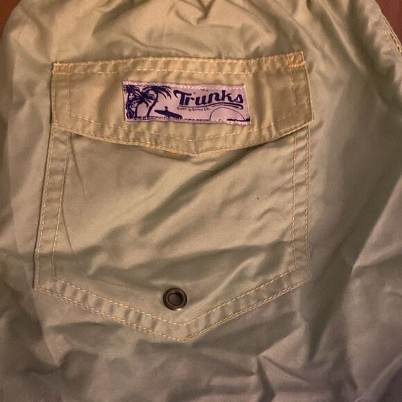 Mens small 28” drawstring elastic waist swim shorts with meds liner - Picture 4 of 8